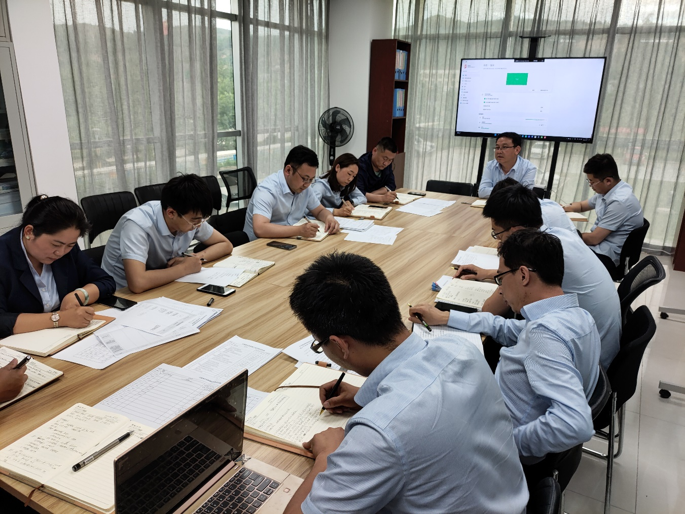 乐鱼网页版-乐鱼(中国)
平煤机公司开展作风集中整顿月活动第二期工作总结(图1)