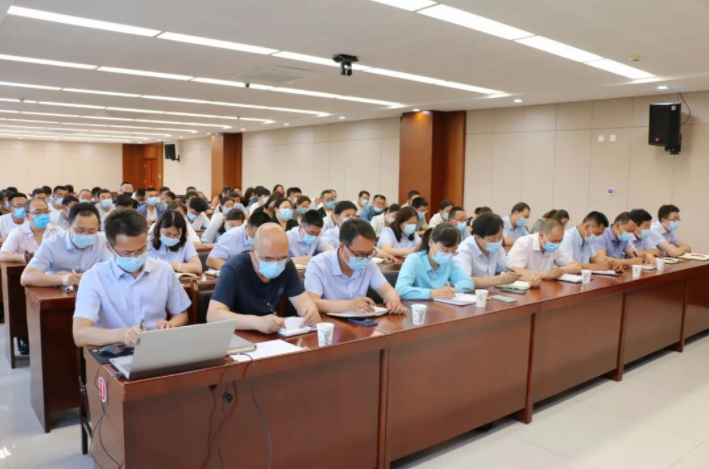 乐鱼网页版-乐鱼(中国)
召开划转企业甘肃水建公司全体职工会议(图2)